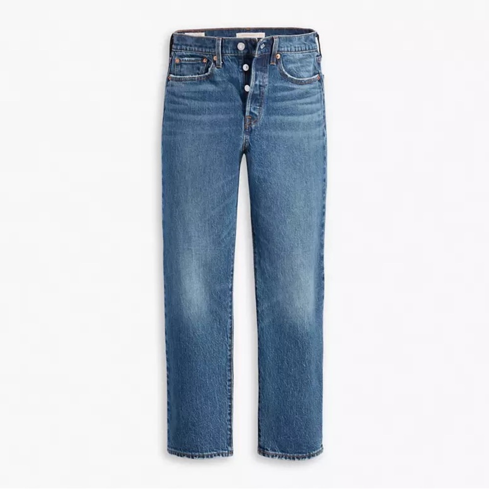 Levi Jeans wedgie Straight size 30 medium wash. W30 L28